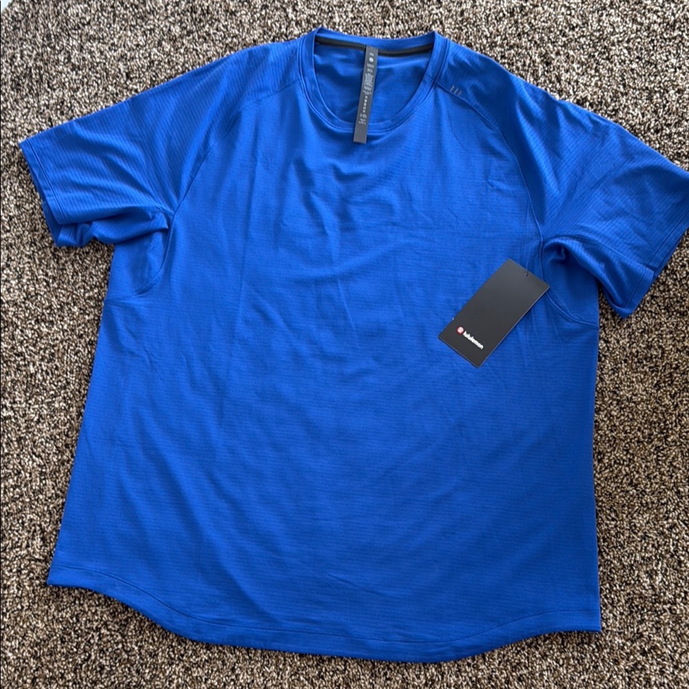 Lululemon license to train short sleeve men’s shirt